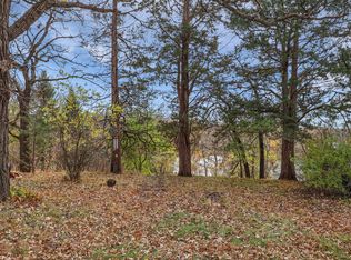 305 1st Ave SE, New London, MN 56273
