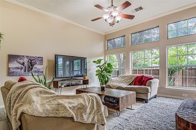 1st image of 1808 Kingston Ln