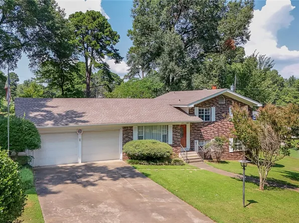 2504 W 2nd Ln, Russellville, AR 72801
