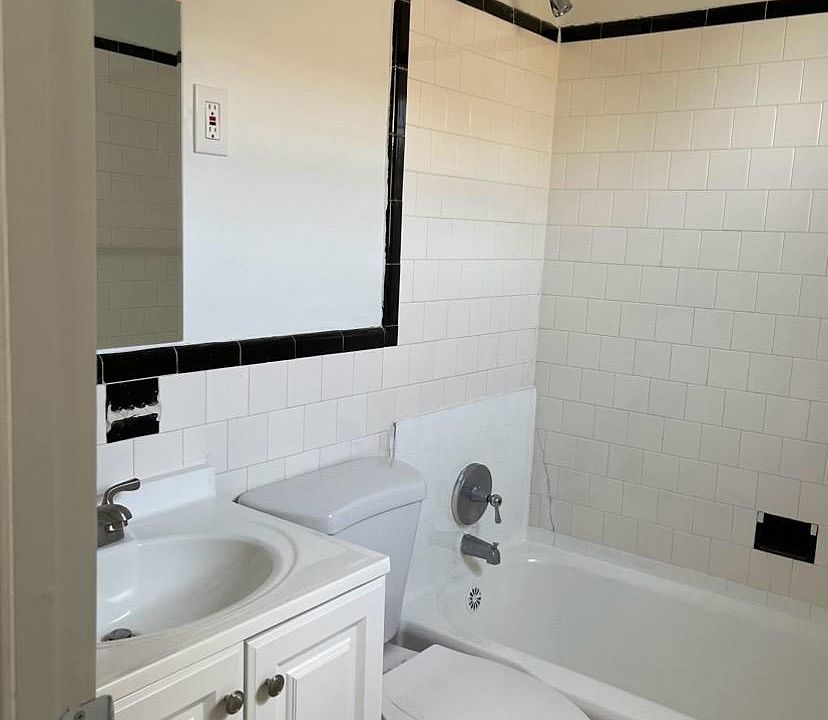 25 Sanford Pl Bridgeport CT Zillow