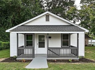 225 Charlesvoix Ave, Lincolnton, NC 28092