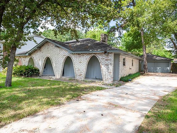 3rd image of 13011 Cricket Hollow Ln