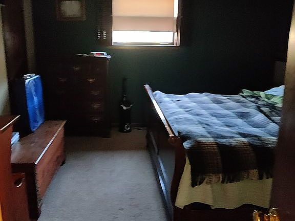 4th image of 6805 Western Ave