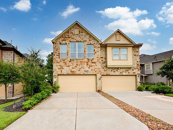 2nd image of 106 Mimosa Silk Ct