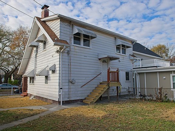 5th image of 447 N Beville Ave