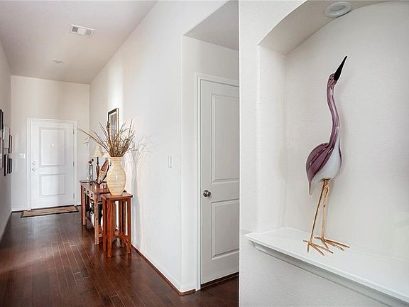 3rd image of 7033 Etna Way