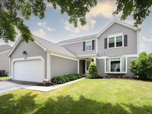 886 Farm Glen Ln, Carol Stream, IL 60188