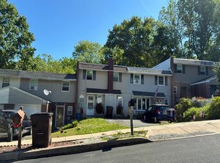 832 Possum Ln, Reading, PA 19606