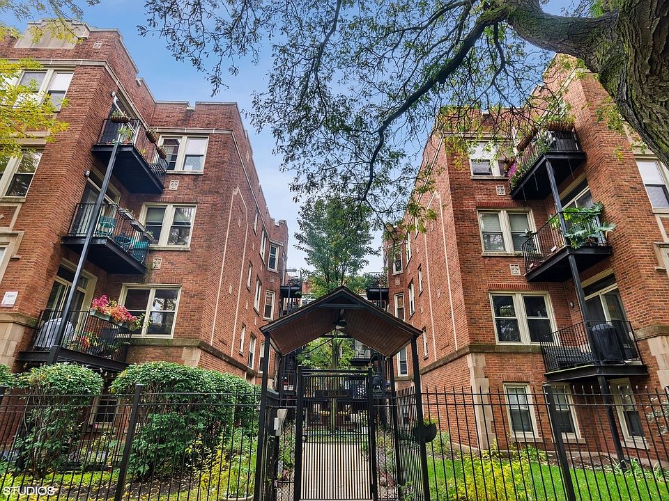 1st image of 1645 W Pratt Blvd APT 1A