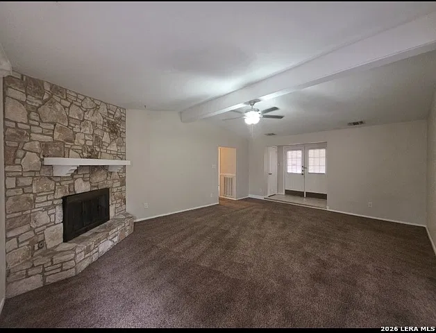 3 bed, 2.0 bath, 1670 sqft, $1,700 — Photo 4