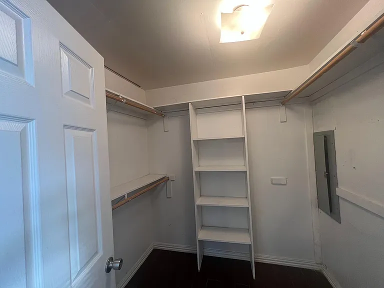 6004 Pinto Cir — Photo 25