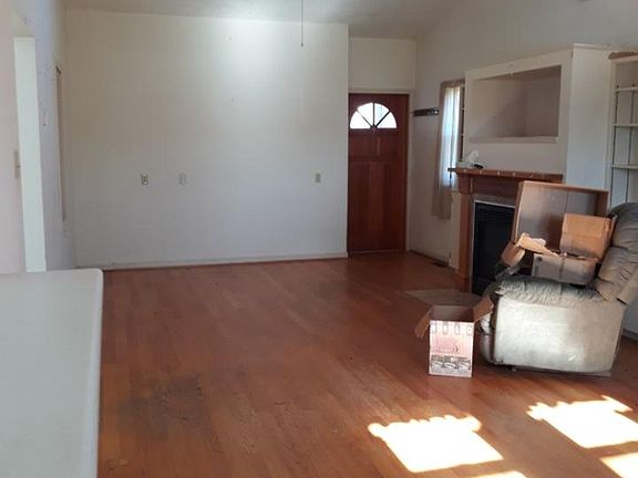 4th image of 3203 Zimmerman St