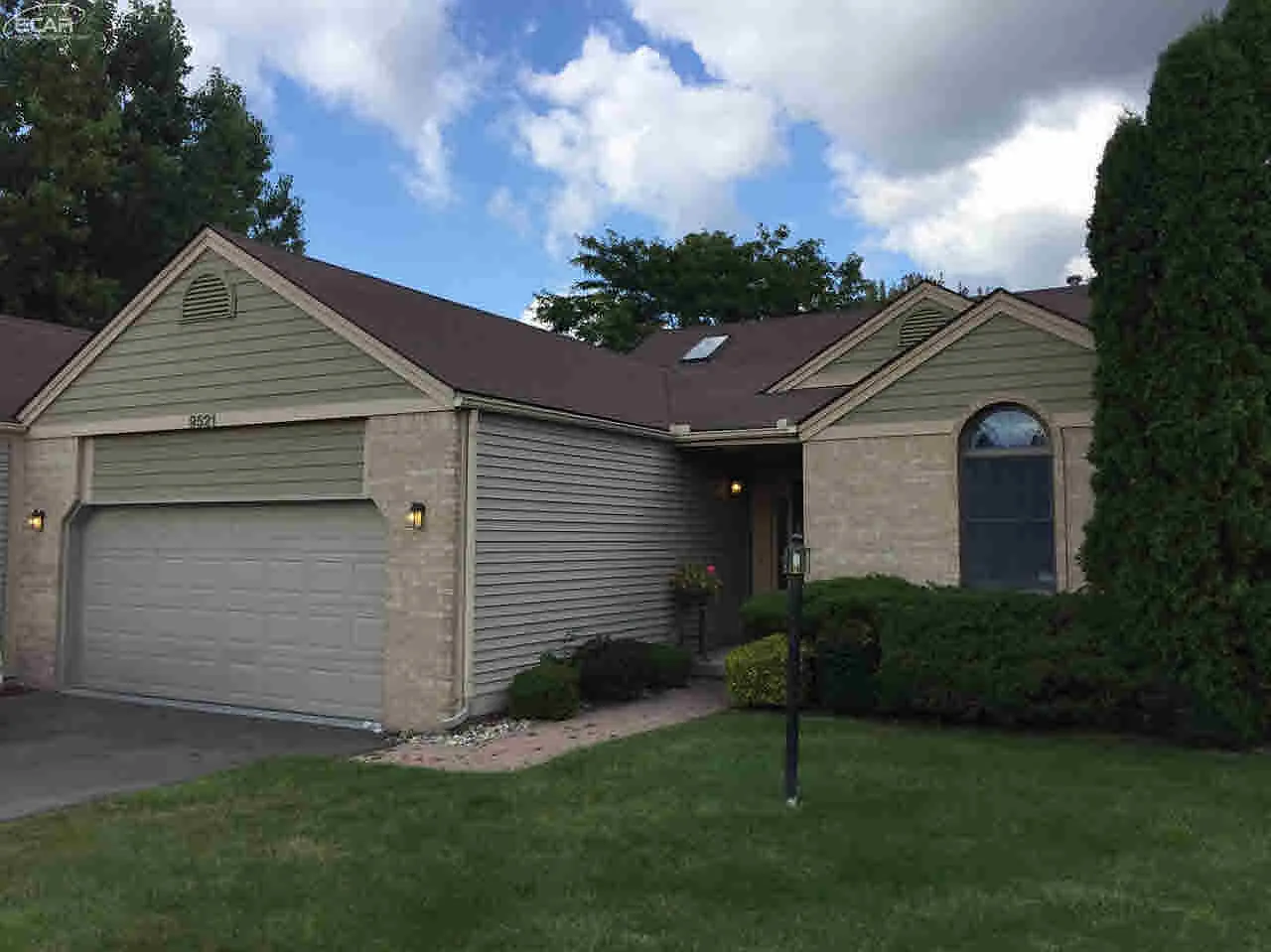 9521 Weeping Cherry Ct photo 1