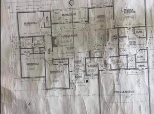 21045 Snow St, Moss Point, MS 39562