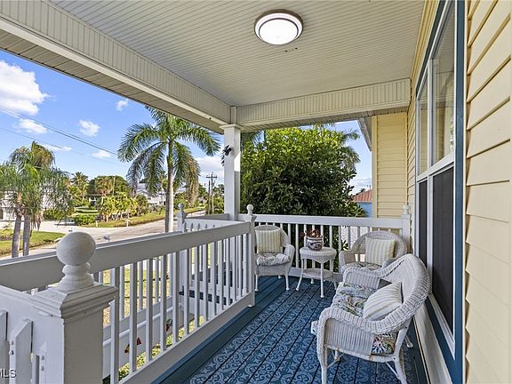 5th image of 2291 Palm Ave