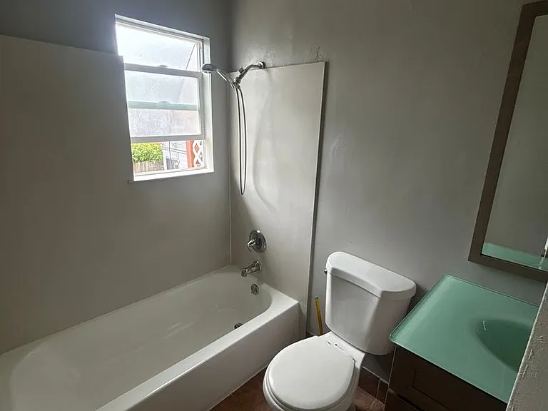 3109 School St — Photo 5