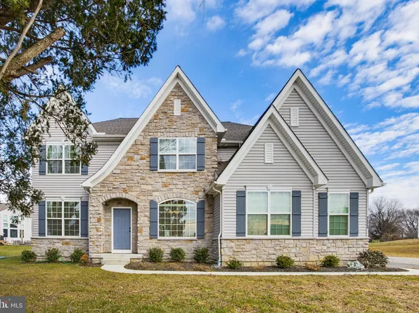 1525 Village Rd, Strasburg, PA 17579