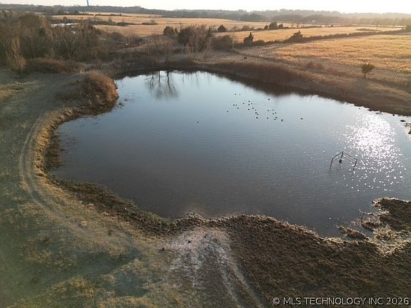 4th image of 3 E 1100th Rd