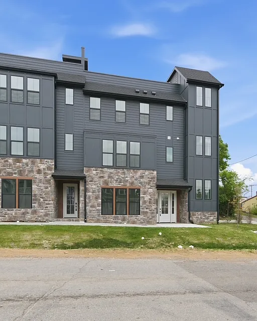 Building Photo - 1108 Leland Ave