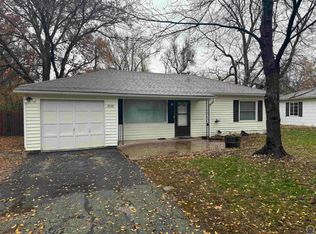 3535 SW Clare Ave, Topeka, KS 66611