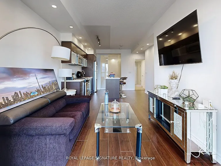 386 Yonge St #4508 — Photo 13