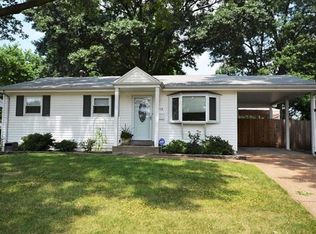 6713 Olivewood Dr, Hazelwood, MO