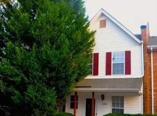 8208 Golf Ridge Dr, Charlotte, NC 28277