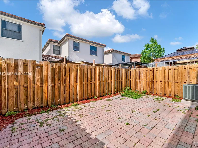 11485 SW 236th Ln #11485 — Photo 28