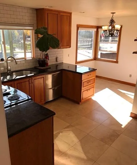 8024 Green Lake Dr N — Photo 13