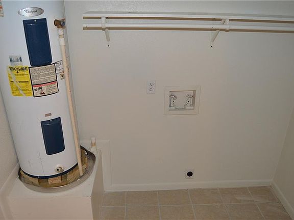 5th image of 101 S Waco #100-102