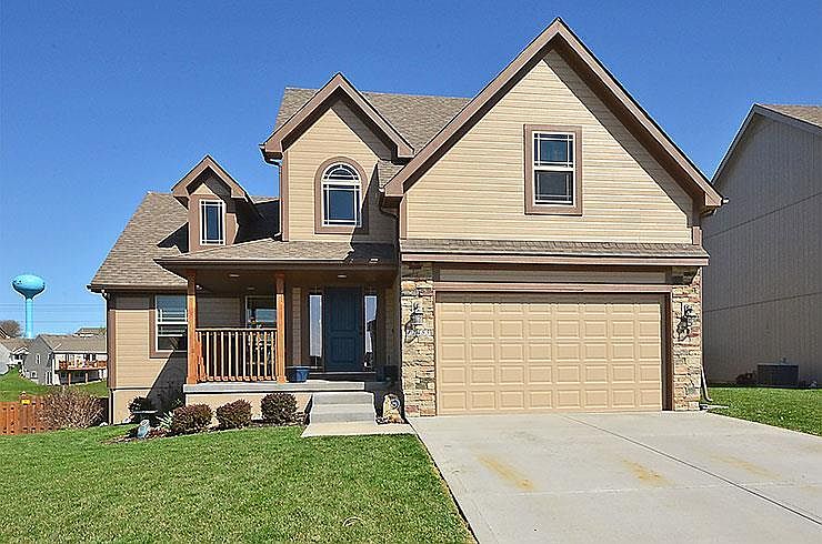 1st image of 12455 N Lauren Cir