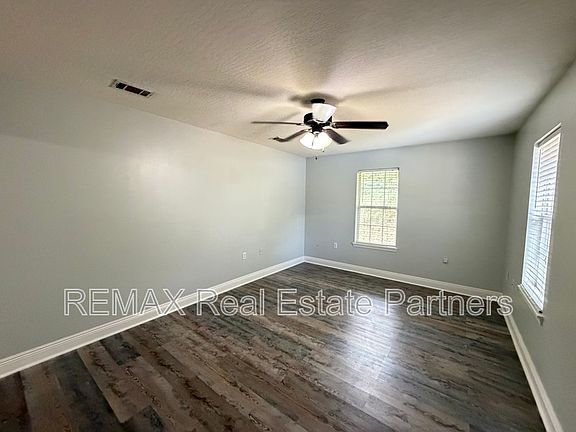 2nd image of 914F Wpa Rd