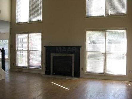 3rd image of 9831 S Houston Oak Dr