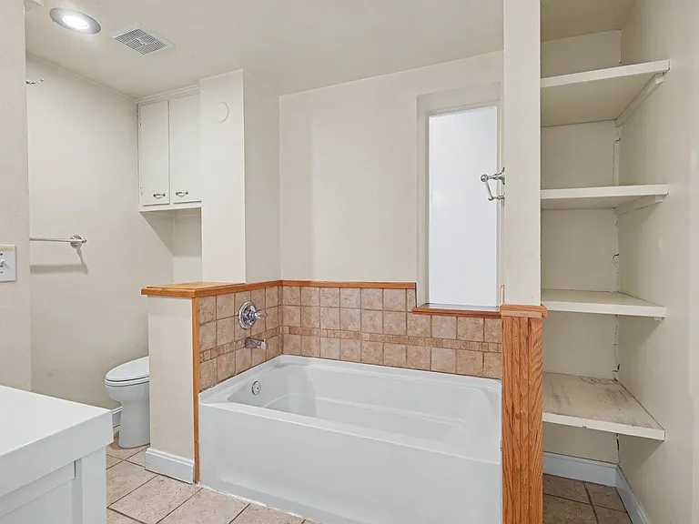 2948 S Cherokee St — Photo 18