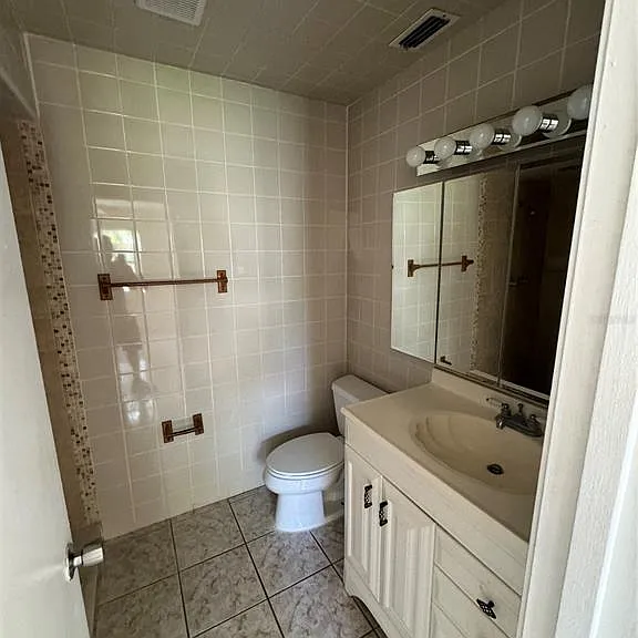 236 La Paz Dr — Photo 19
