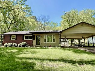 2074 Shelby Dr, Clarksville, TN 37043