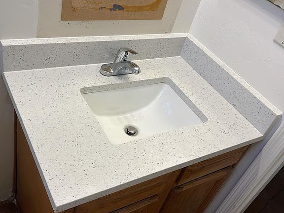 3rd image of 2932 N Winstel Blvd Unit 2