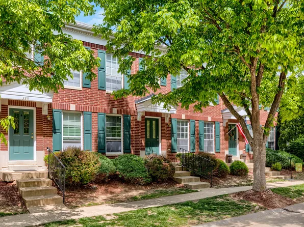 331 Heritage Commons Cir, O'Fallon, MO 63368