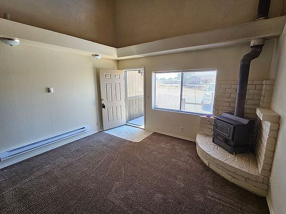 2nd image of 100 Warwick Hills Dr #B