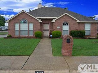 4703 Hollow Bend Ln, Dallas, TX 75227