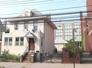 123-07 14th Ave, College Pt, NY 11356