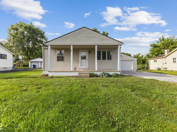 4749 W Smith Valley Rd, Greenwood, IN 46142