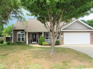 107 Jill Blvd, Webb City, MO 64870