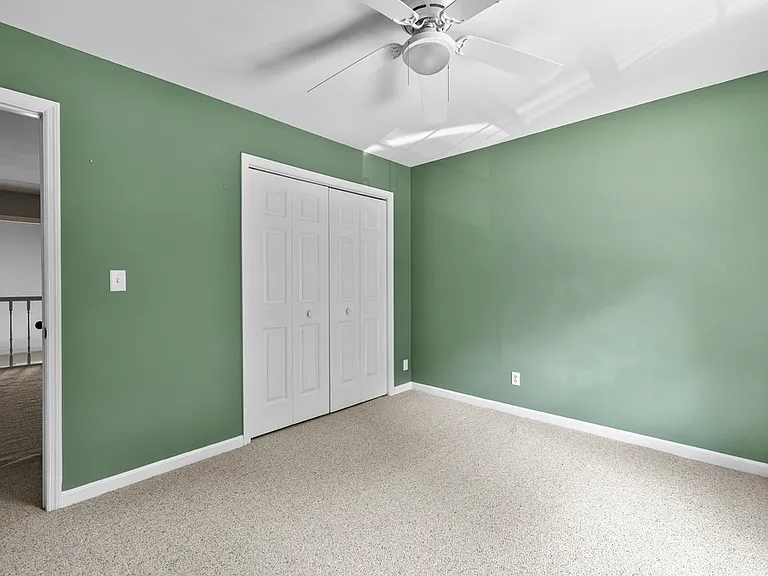 253 Jackson St — Photo 11