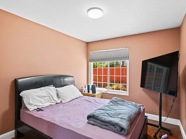 5947 Southmont Ct — Photo 15