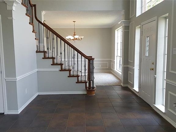 5th image of 6316 Canyon Lake Dr
