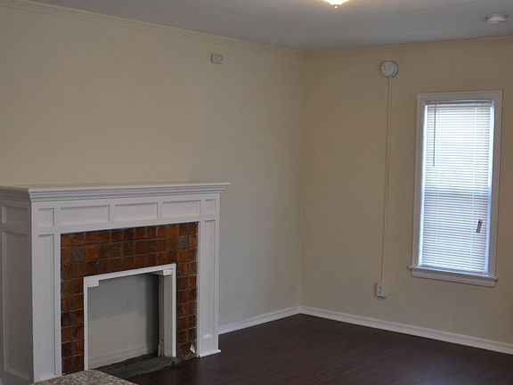 4th image of 6612 S Hoover St