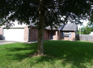 1152 Carey Dr, Angleton, TX 77515