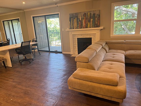 2nd image of 406 Skyview Dr APT H