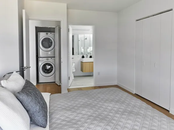 10 Halletts Point image 6 of 75